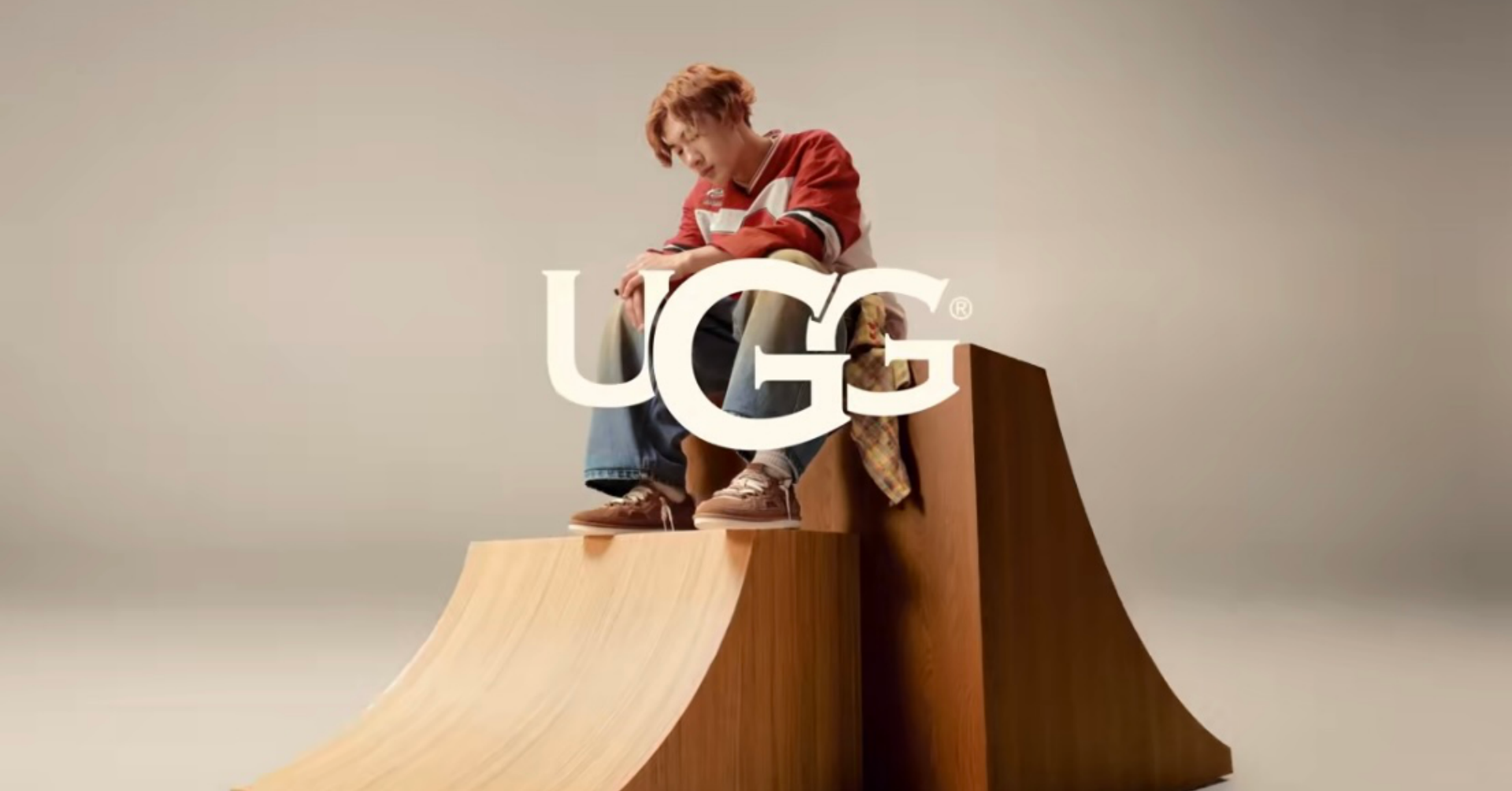 UGG / AN ICON REINVENTED
